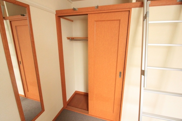 レオパレスサンシャイン田中21の収納