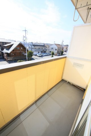 ハイツリバーサイド