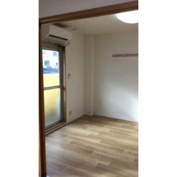 ハイツリバーサイドの内装