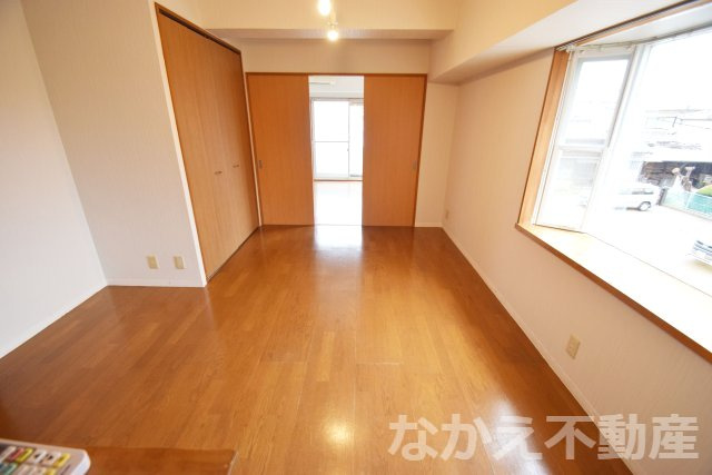 【洋室】 | コンパクトで使いやすい洋室です