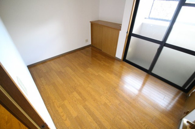 【洋室】 | ガーデンコート楠ヶ丘 