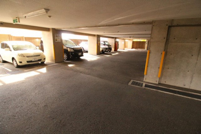 【駐車場】 | ガーデンコート楠ヶ丘 