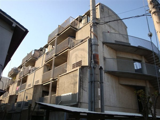 【外観】 | コンクリート打放しのデザイナーズマンション