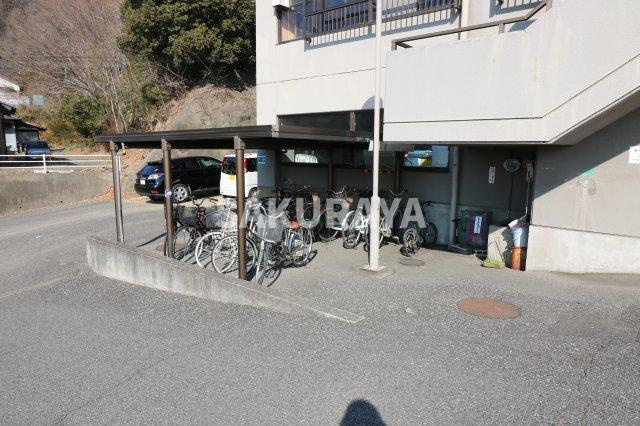 ニュートン・ヴィレッジのその他共用部分|駐輪場