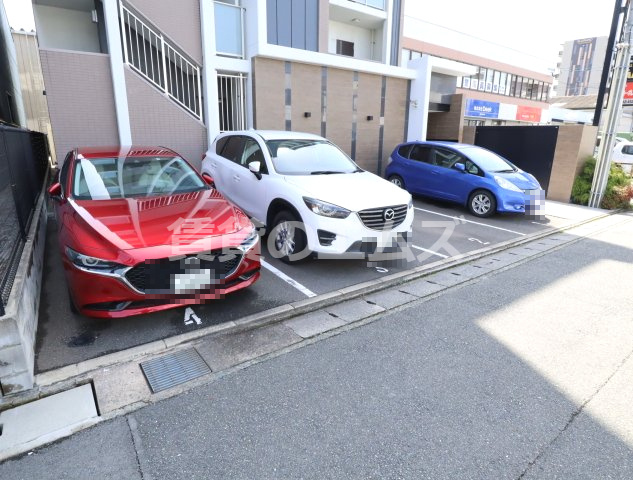 【駐車場】 | アストラル東比恵 | アストラル東比恵の駐車場