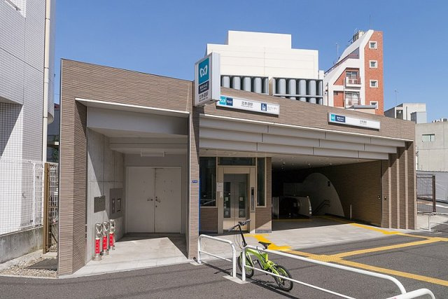 アレーロ北参道の周辺|北参道駅