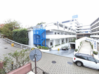 【展望】 | リーベスト山手 | 物件からの眺望です。
目の前が道路ですが交通量が少ないので静かです。