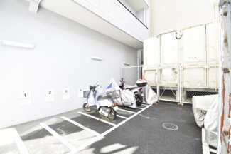 【その他共用部分】 | バイク置場もあります。