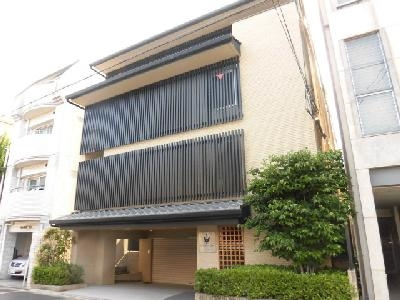 chouchou parc六条院（シュシュパルク六条院）の外観