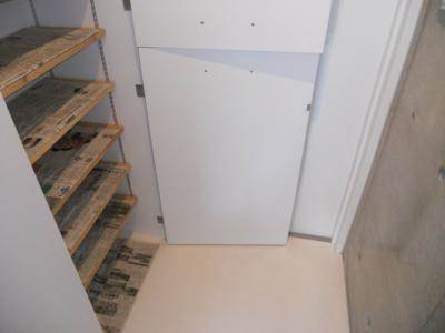 モノコモド御前Ｂ棟の玄関|シューズＢＯＸ