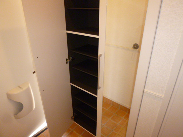 ディリジェント　サユリＢの居間・リビング