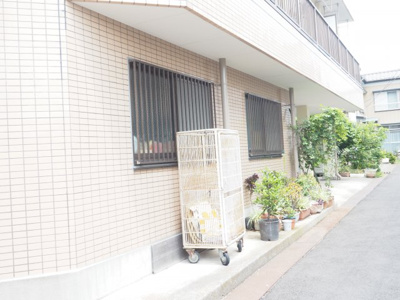 【外観】 | プラス1USHIO | 落ち着いた雰囲気の外観です