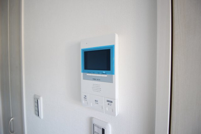 【設備】 | LUCITA久宝寺 | ★TVモニター付きインターホン★