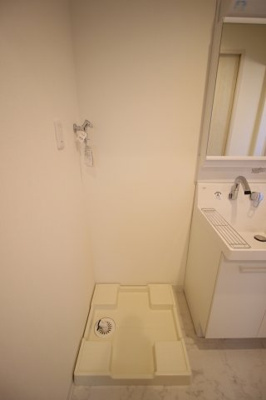 【設備】 | LUCITA久宝寺 | ★室内洗濯機置き場★