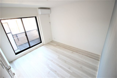 【洋室】 | LUCITA久宝寺