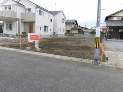 【前面道路含む現地写真】 | 近江八幡市大工町9-1,9-2　売土地