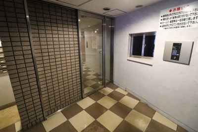 【エントランス】 | グランシャリオ国立