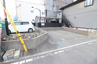 【駐車場】
