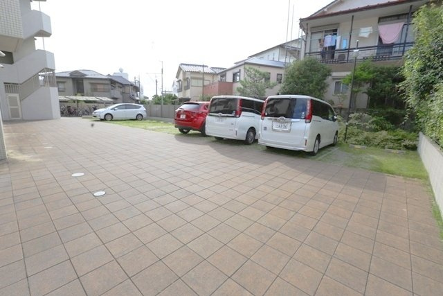 【駐車場】 | ベルヴュー山手街