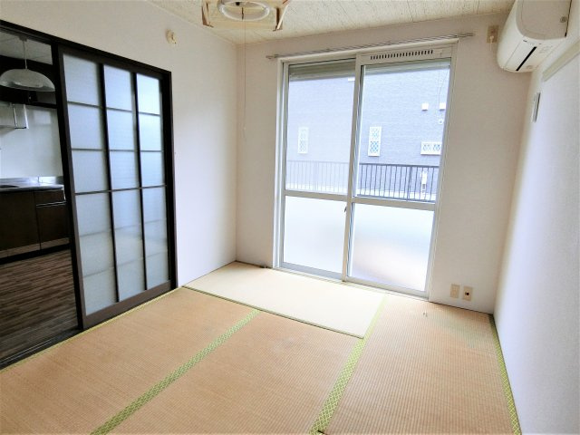 アビタシオン・タカシの和室