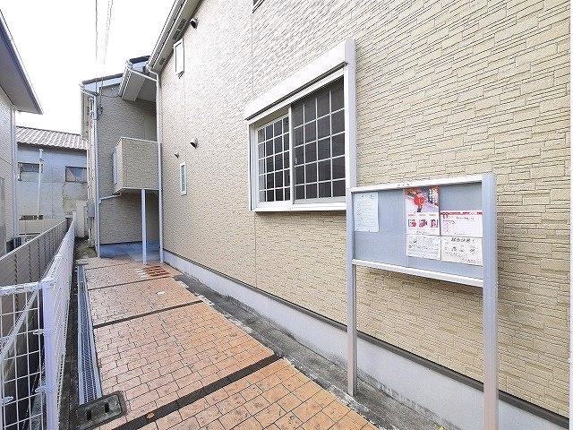 ヴィオラのその他共用部分|玄関前入口通路