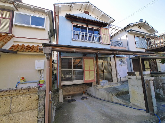 筒井町貸家の外観|おしゃれな外観です
