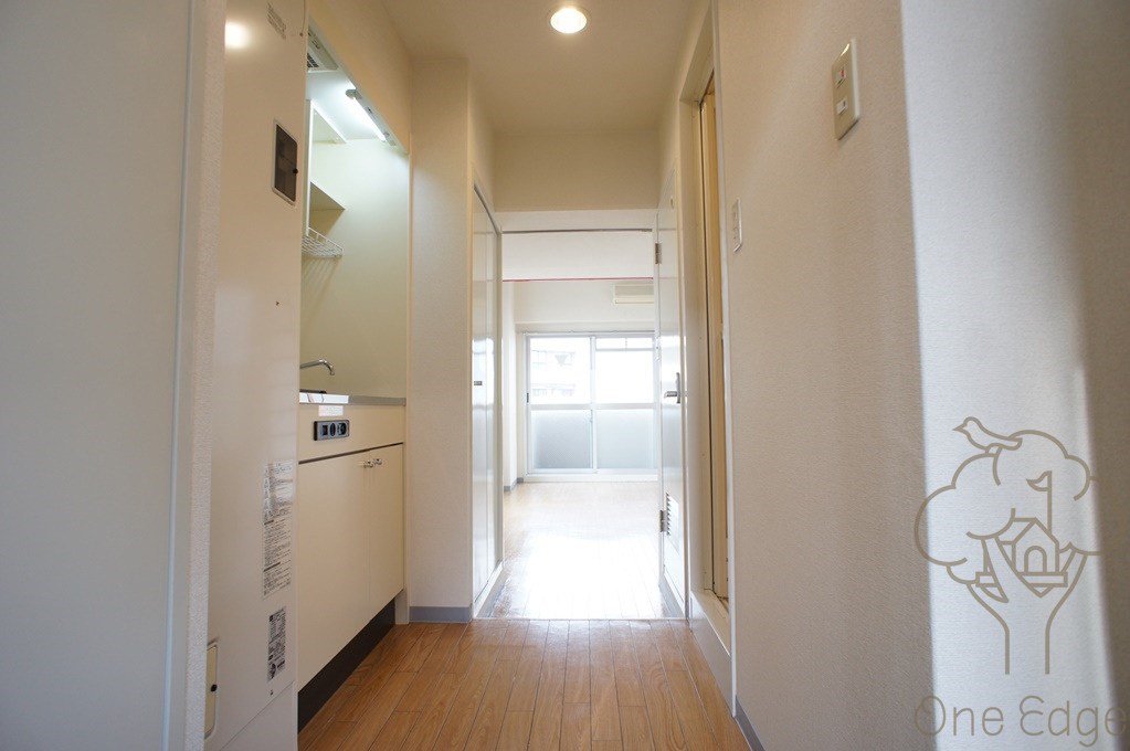 TGC No.10北梅田の玄関