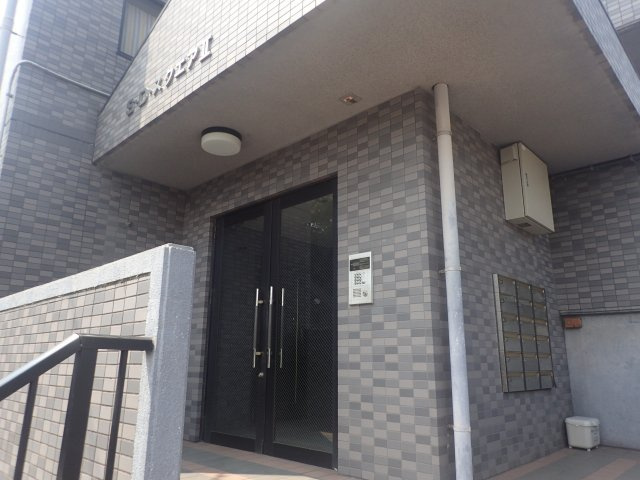 SDスクエアⅡのエントランス
