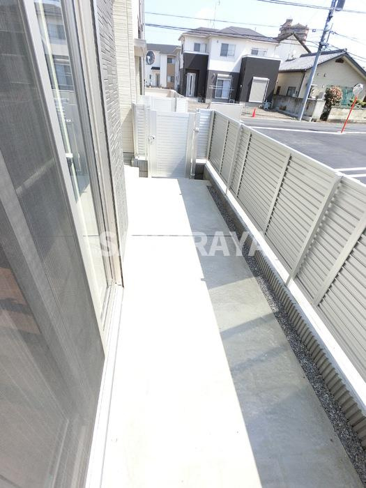 アクセル イーストのバルコニー|庭（専用庭）