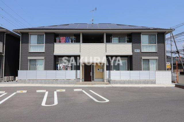 アクセル イースト