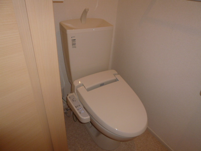 スターオアシスのトイレ|温水洗浄便座