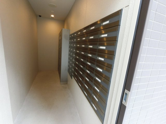 【エントランス】