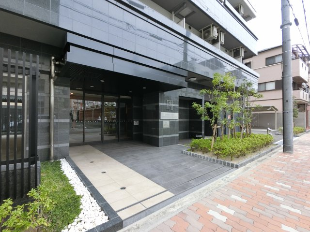 【エントランス】