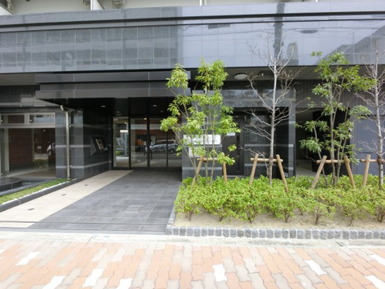 【エントランス】
