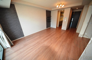 【居間・リビング】 | ザ・セントラルマークタワー