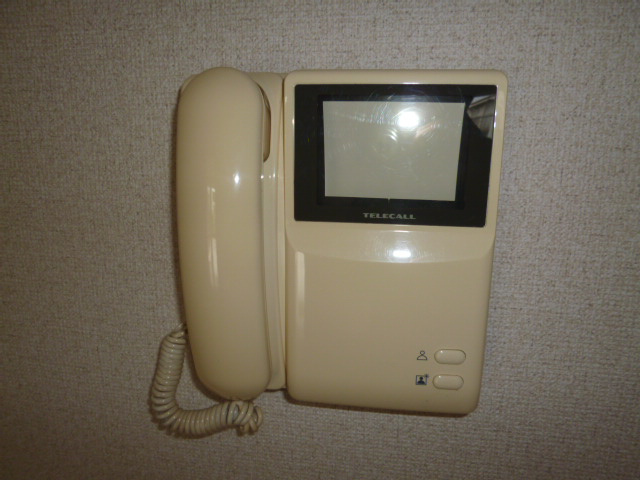 ニューコーポ小松Ａのセキュリティ|ＴＶインターホン