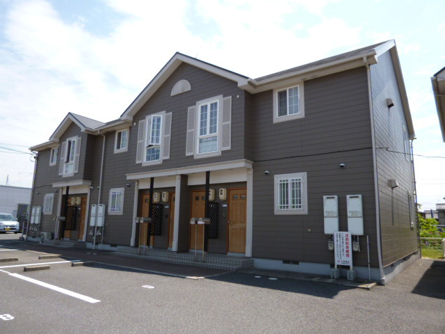 ニューコーポ小松Ａの外観