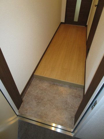 【玄関】
