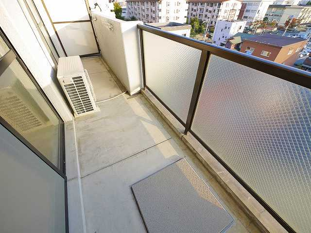 東亜シティプラザのバルコニー|落ち着いた時間を過ごせるバルコニーです