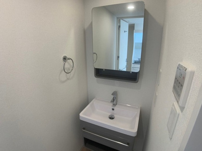 【独立洗面台】 | アルティザ淡路駅東