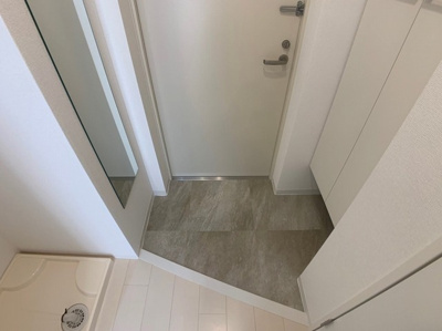 【玄関】 | アルティザ淡路駅東