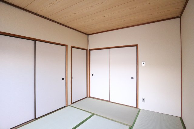 ハイツ4丁目の寝室