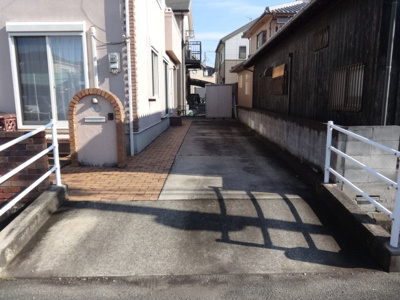 【駐車場】 | 野口町坂井戸建 | 駐車場２台付！