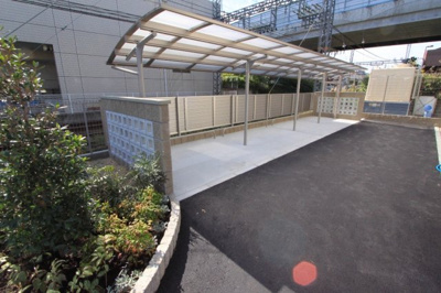 【その他共用部分】 | Ｌａ　ｆｒａｉｓｅ | 駐輪場です