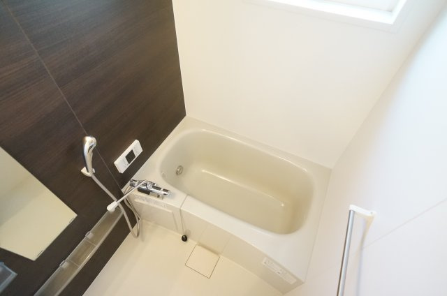 エルカミーノレアルの浴室|参考、同建物・類似間取りの号室