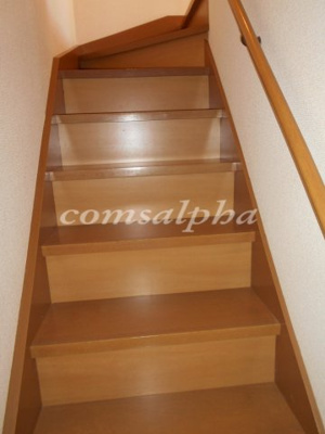 【内装】 | ルピナス片倉 | ルピナス片倉　階段