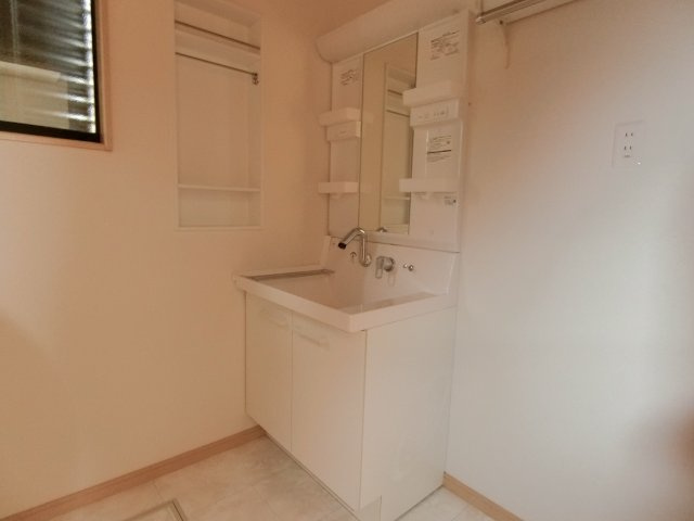 RINZOUの独立洗面台