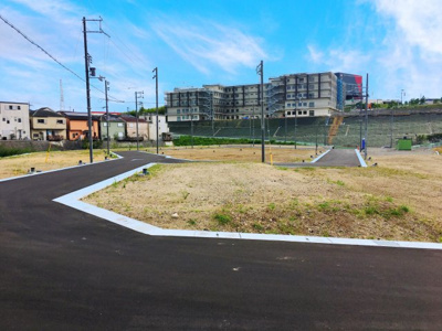 【前面道路含む現地写真】 | Center MARKS 和泉中央　 | 前面道路含む現地写真です