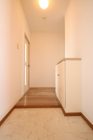 【玄関】 | プレステージ大美野