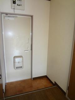 レストハウスの玄関